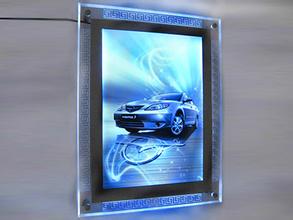 选择博仪广告，打造白沙洲水晶灯箱的卓越体验