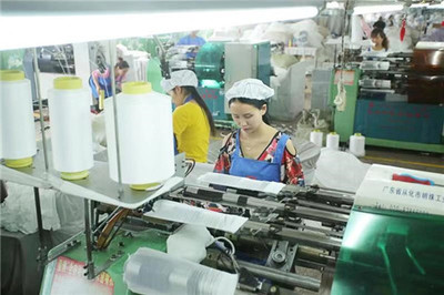 三次为阅兵提供“军袜”，悉数浪莎的“阅兵缘”